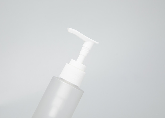 Champú vacío que empaqueta la botella cosmética plástica del ANIMAL DOMÉSTICO 150ml con la bomba