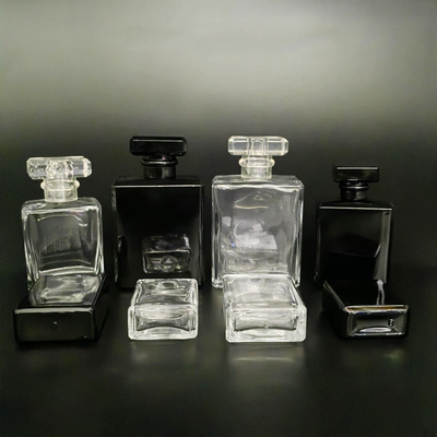 Botellas de gotero de plástico con logotipo personalizado con tapa de tornillo y embalaje de superficie lisa