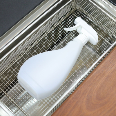 Dispensador de contenedores de rociado de logotipo personalizado para soluciones de distribución de cosméticos consistentes