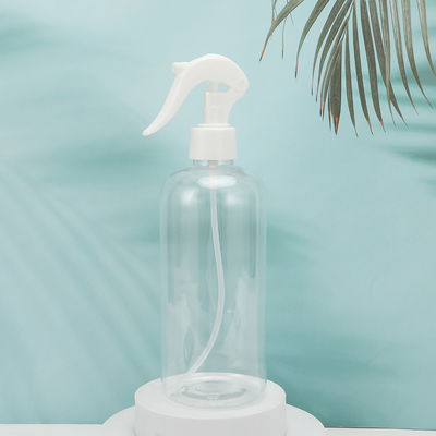 Botellas redondas de loción de plástico transparente con etiquetado de la superficie de manipulación adecuado para el cuidado de la piel y el embalaje de productos de belleza