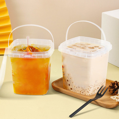 Botellas de té de leche aisladas con tornillo en tapa de diseño cuadrado / redondo