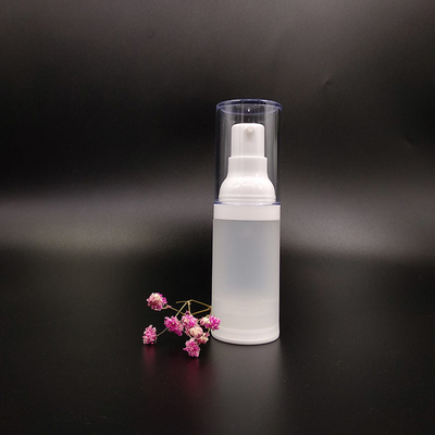 25.7g Botella de bomba de champú con tapa de tornillo para mascotas / Botella de plástico transparente para mascotas para dispensar lociones cosméticas