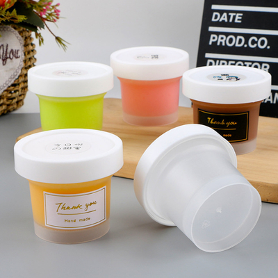Botellas de té de leche de tamaño medio de plástico personalizables con tapas a prueba de fugas