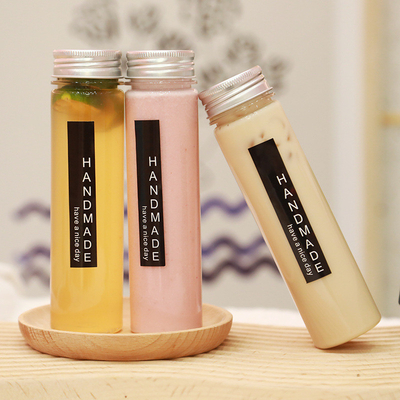 Botellas de agua de plástico transparente a prueba de fugas con tornillo en la tapa y el mango