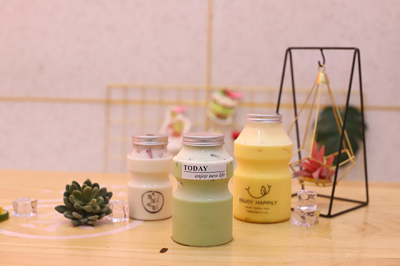 Botellas de té de leche de tamaño medio con tornillo en la tapa con capacidad de 0,5 kg