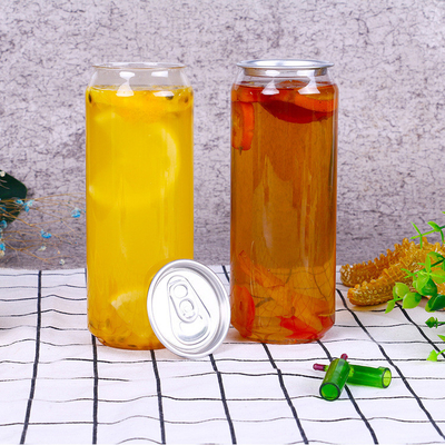 Jarras de té de burbujas aisladas de tamaño medio para cervezas perfectas cada vez
