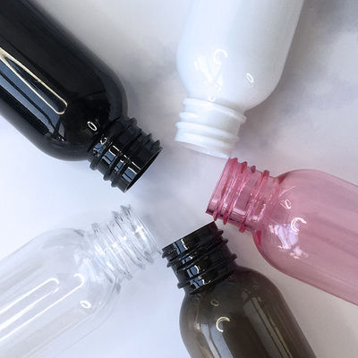 Botella rociadora redonda de plástico PET para una solución de pulverización conveniente