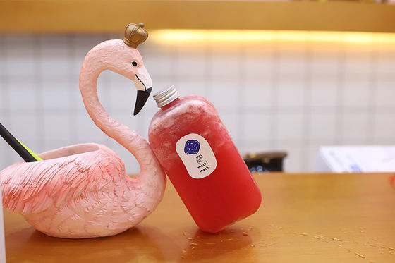 Jugos de té de burbujas aislados modernos La experiencia de té definitiva para los modernos