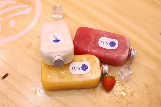 Pueden ser personalizadas jarras de té de burbujas con capacidades de 120ml 250ml 350ml 500ml 1000ml perfecto para las necesidades de distribución de bebidas