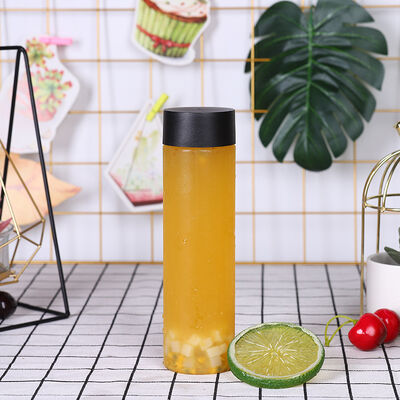 Manija Sí Botellas de té de leche 05kg Torsión en la tapa Diseño a prueba de fugas Ideal para el embalaje y distribución comercial de bebidas