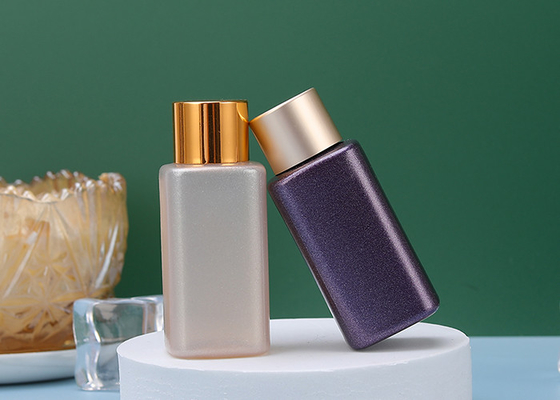 La loción plástica cosmética vacía embotella 28*67m m