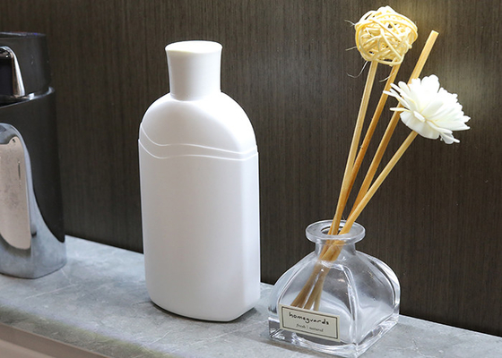Botellas vacías de la bomba de la loción del champú del tapón de tuerca 200ml 69*152m m