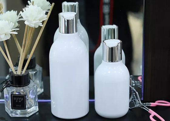 Botellas 22m m vacías de la loción del plástico del maquillaje del OD 21m m con las bombas de los SS