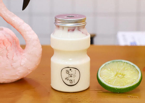 Botella plástica vacía del animal doméstico del té de la leche de la cubierta del agujero del SGS con los casquillos 350ML 500ML 700ML
