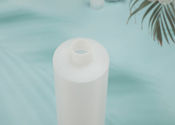 Los PP plásticos vacian las botellas 500ml 250ml de la bomba con la bomba blanca